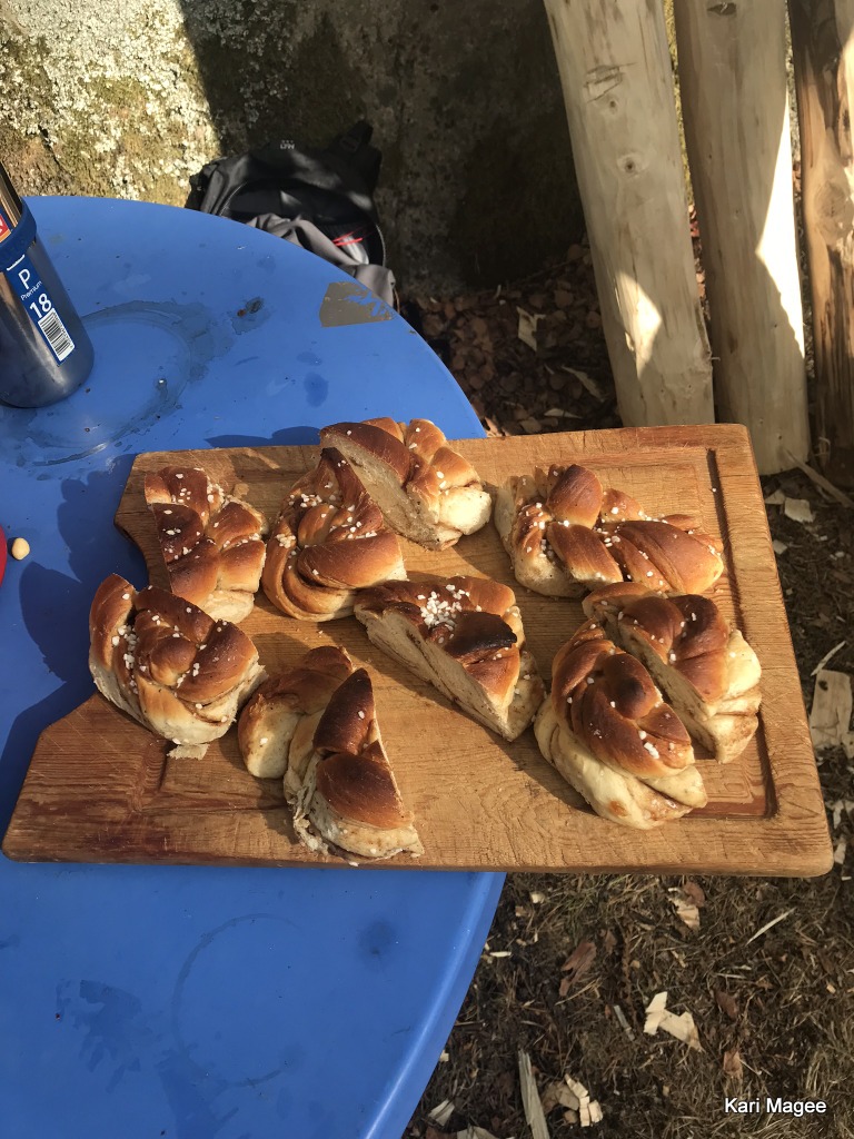 04-010085a46daaf3a5ed880501ccc12a420a42de07e4